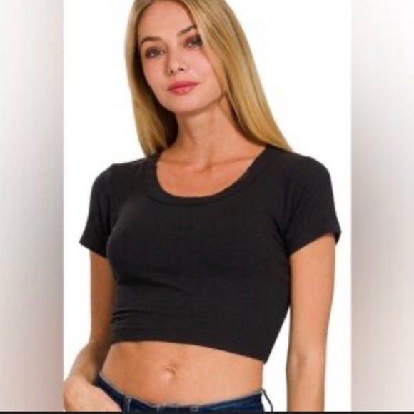 NWT Zenana Ribbed Top - Picture 3 of 6